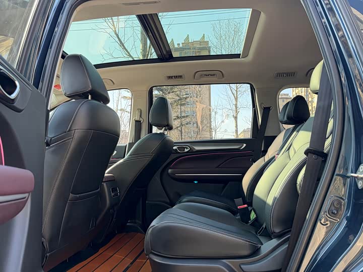 Фото 9 - GAC Trumpchi M6