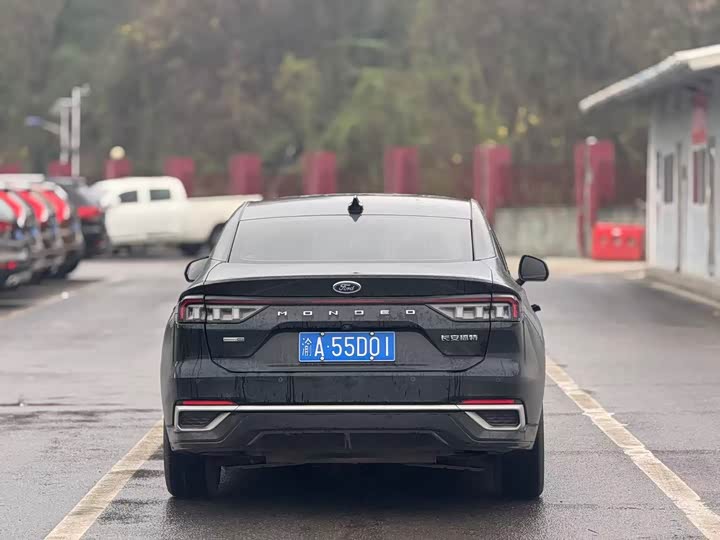 Фото 9 - Ford Mondeo