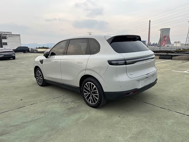 Фото 7 - Leapmotor B10