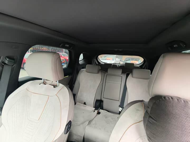 Фото 4 - BYD Tang Hybrid/EV