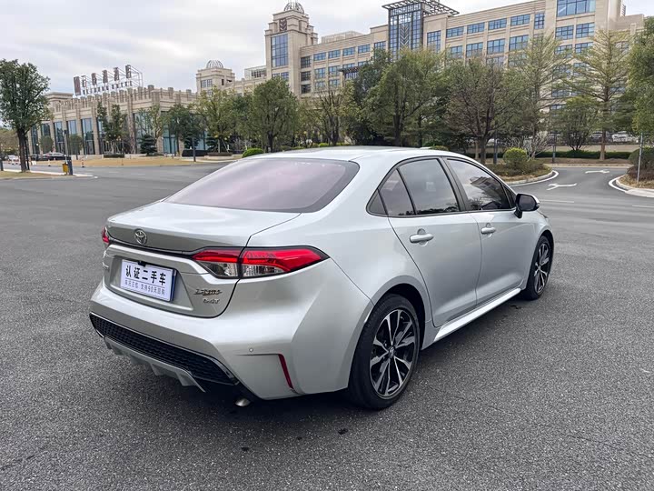 Фото 4 - Toyota Levin