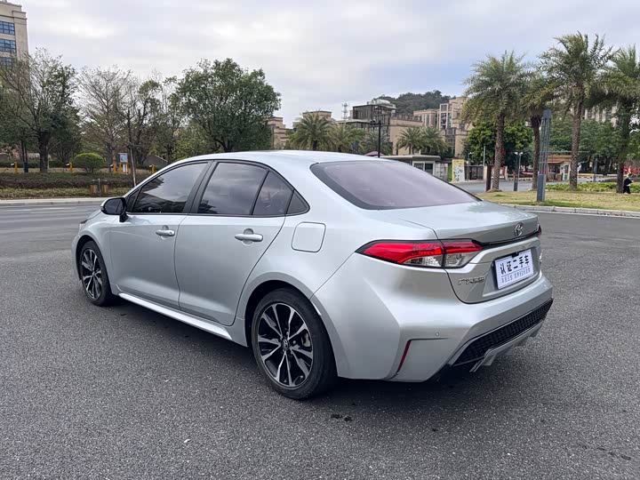 Фото 6 - Toyota Levin