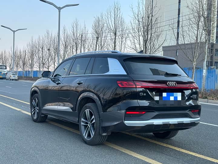 Фото 7 - Audi Q6