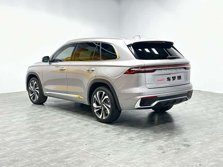 Фото 6 - Geely Monjaro