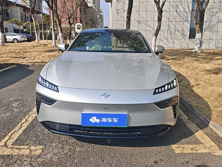 Фото 2 - Dongfeng Yipai eπ 007