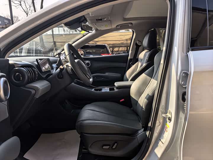 Фото 5 - BYD Yuan Plus