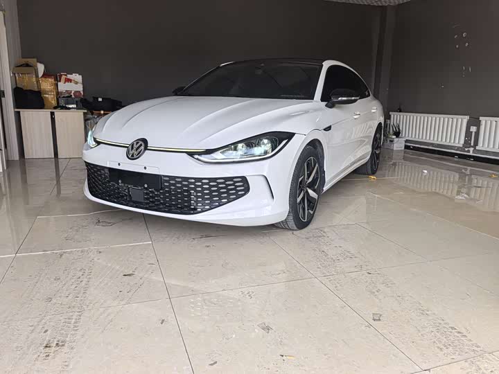 Фото 1 - Volkswagen Lamando L