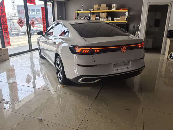 Фото 4 - Volkswagen Lamando L