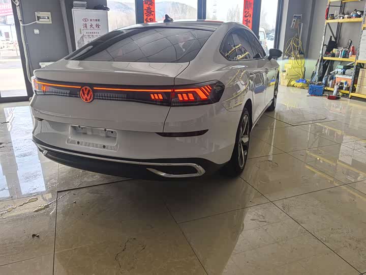 Фото 6 - Volkswagen Lamando L