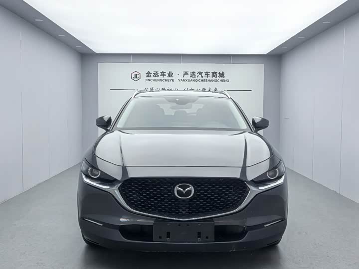 Фото 2 - Mazda CX-30