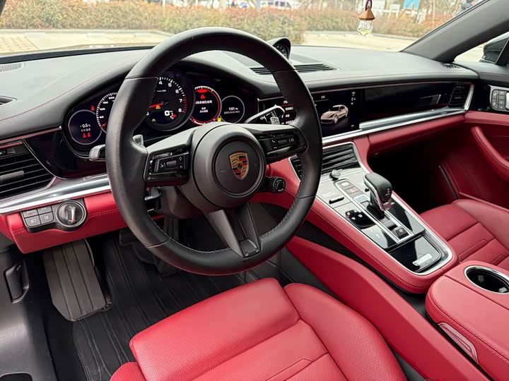 Фото 9 - Porsche Panamera