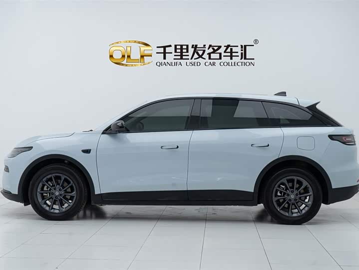 Фото 8 - Leapmotor C11