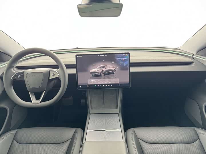 Фото 5 - Tesla Model 3