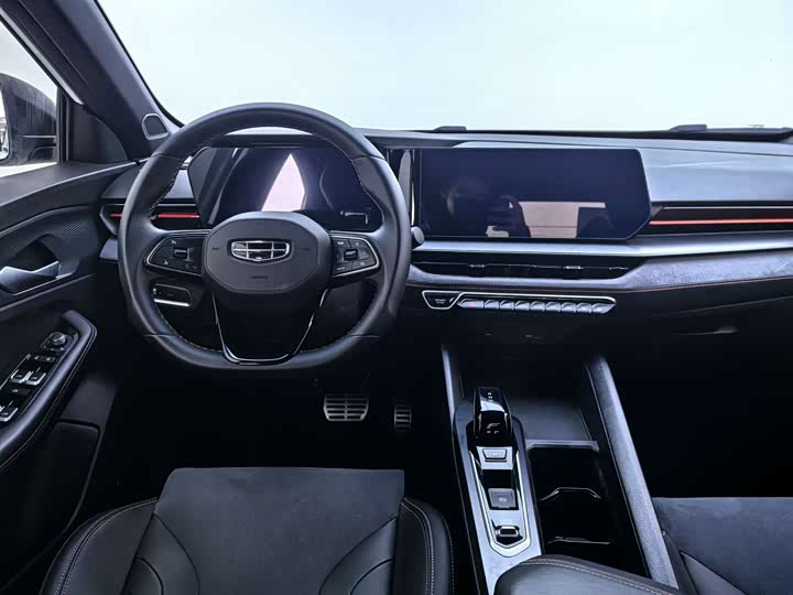 Фото 6 - Geely Binrui