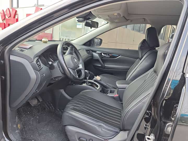 Фото 7 - Nissan X-Trail