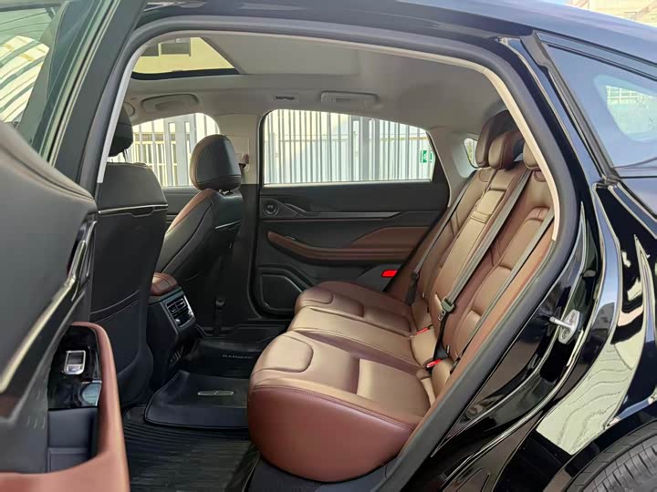 Фото 7 - Lincoln Z (Zephyr)