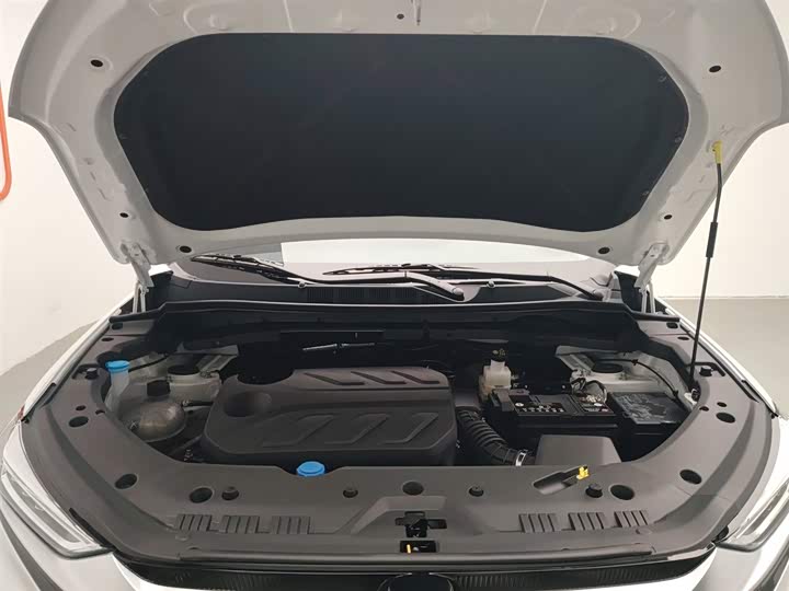 Фото 6 - Changan CS75