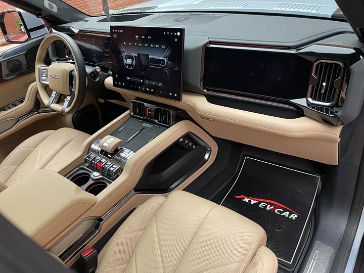 Фото 7 - BYD FangChengBao Leopard 8