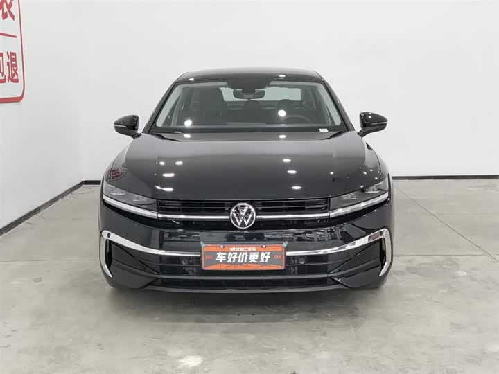 Фото 3 - Volkswagen Magotan