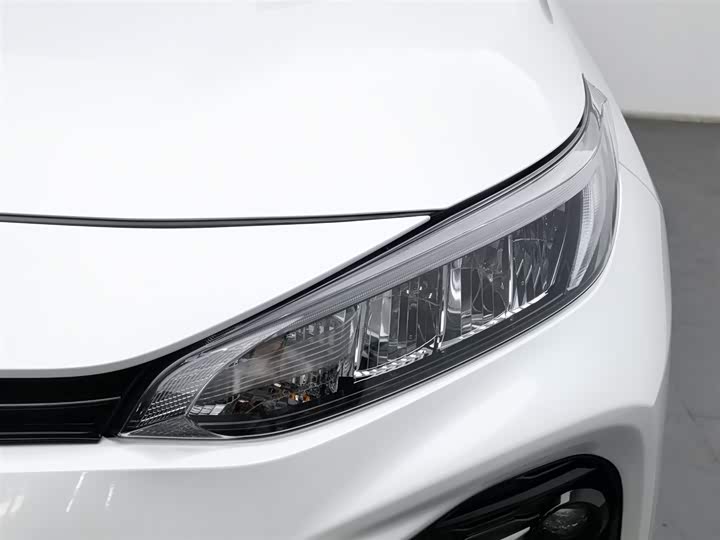 Фото 7 - Toyota Wildlander