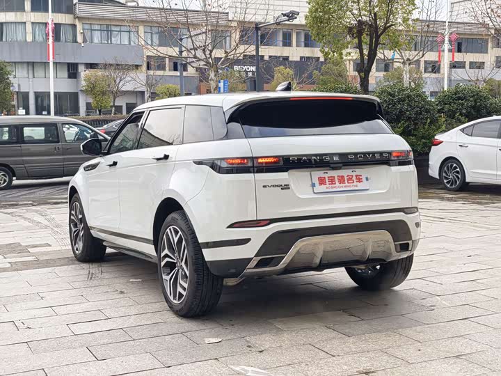 Фото 6 - Land Rover Range Rover Evoque L