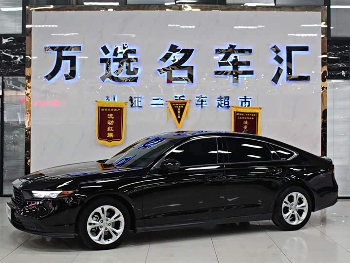 Фото 1 - Honda Accord