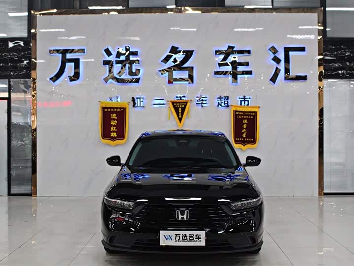 Фото 2 - Honda Accord