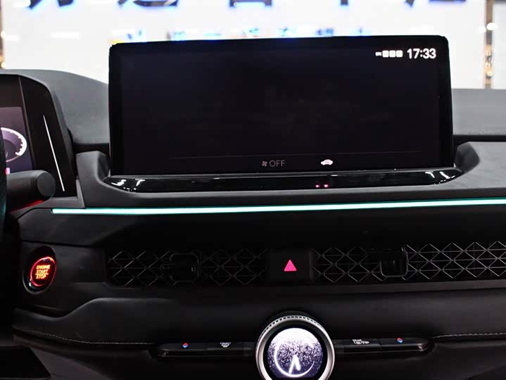 Фото 7 - Honda Accord