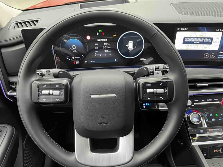 Фото 3 - Hyundai Santa Fe