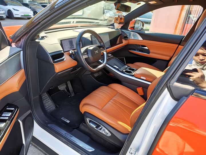 Фото 8 - XPeng G9