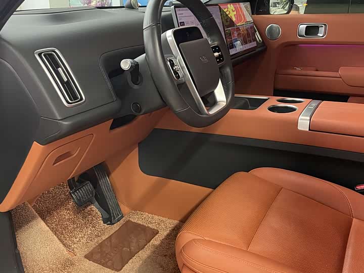 Фото 7 - LiXiang L7