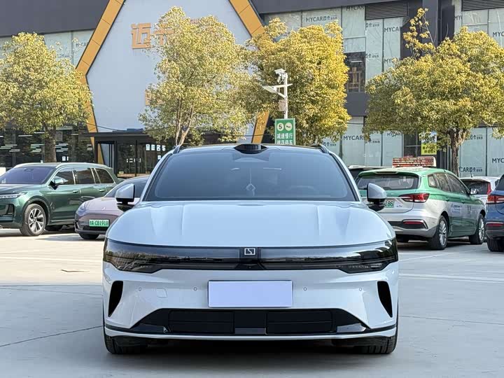 Фото 2 - Zeekr 007 GT