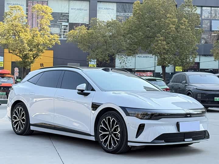 Фото 3 - Zeekr 007 GT