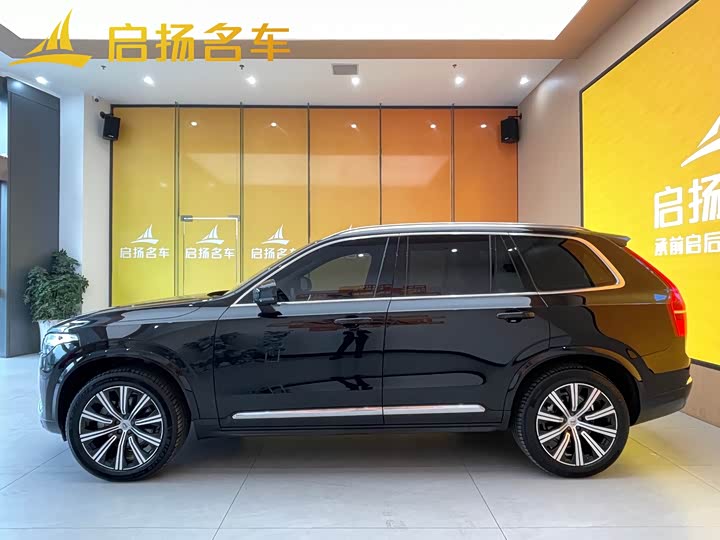 Фото 3 - Volvo XC90