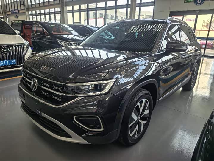 Фото 1 - Volkswagen Tayron