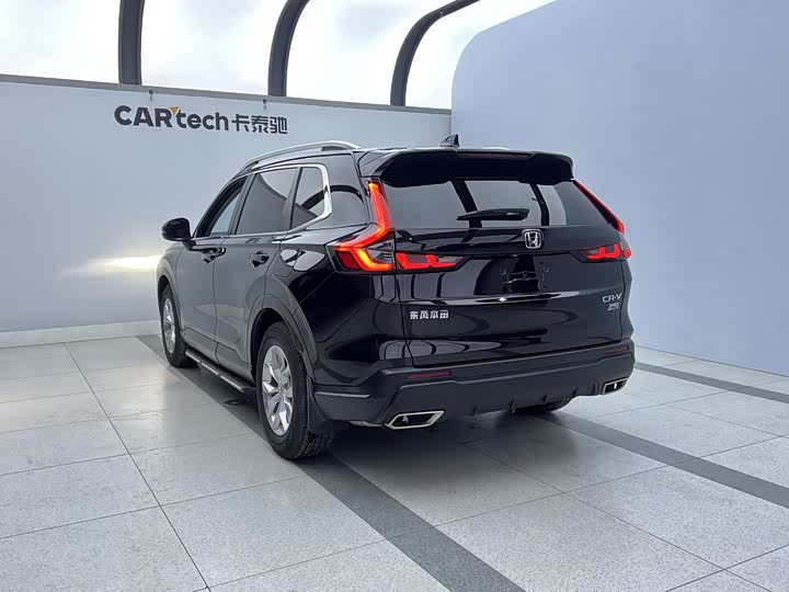 Фото 4 - Honda CR-V