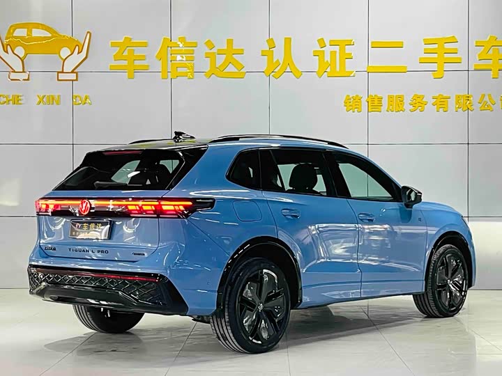 Фото 3 - Volkswagen Tiguan L Pro