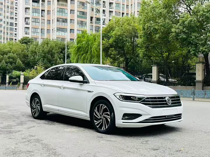 Фото 3 - Volkswagen Sagitar L