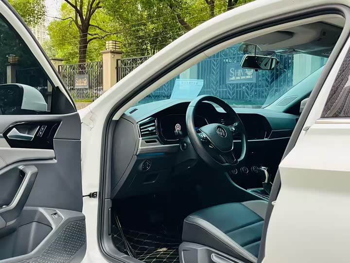 Фото 5 - Volkswagen Sagitar L