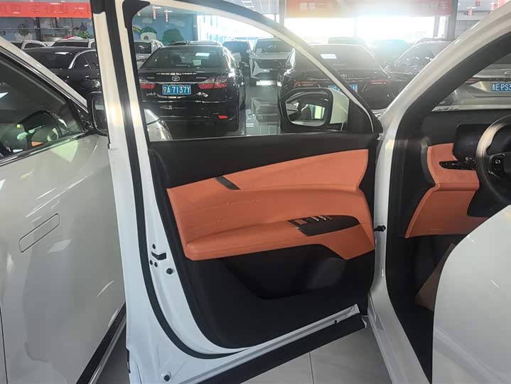 Фото 7 - Changan CS75 Plus