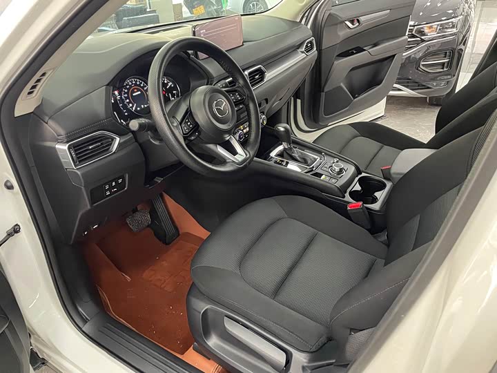 Фото 5 - Mazda CX-5