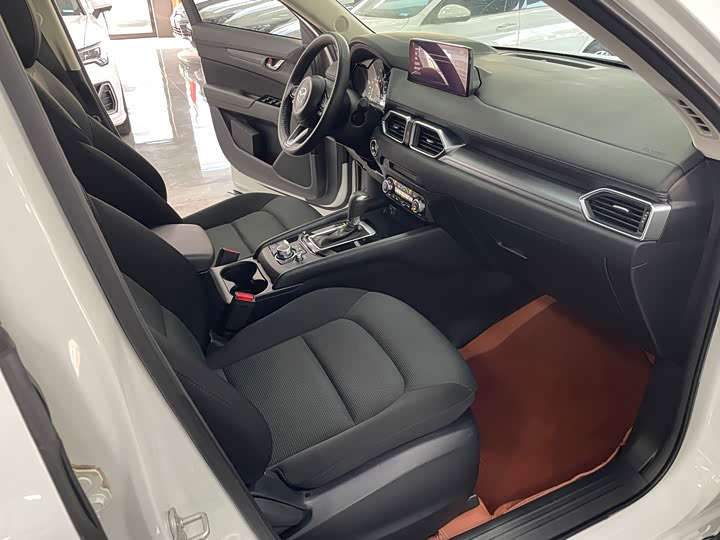 Фото 7 - Mazda CX-5