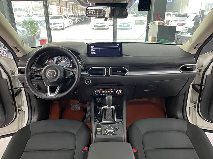 Фото 8 - Mazda CX-5