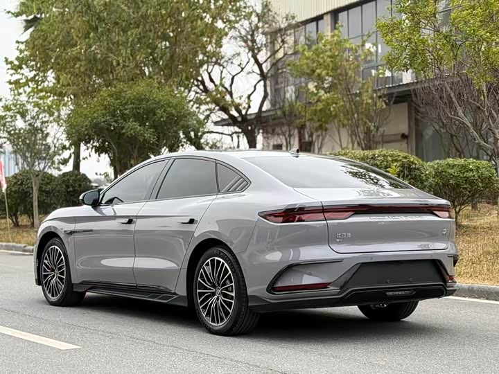 Фото 5 - BYD Han