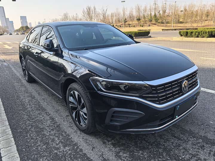 Photo 4 - Volkswagen Passat