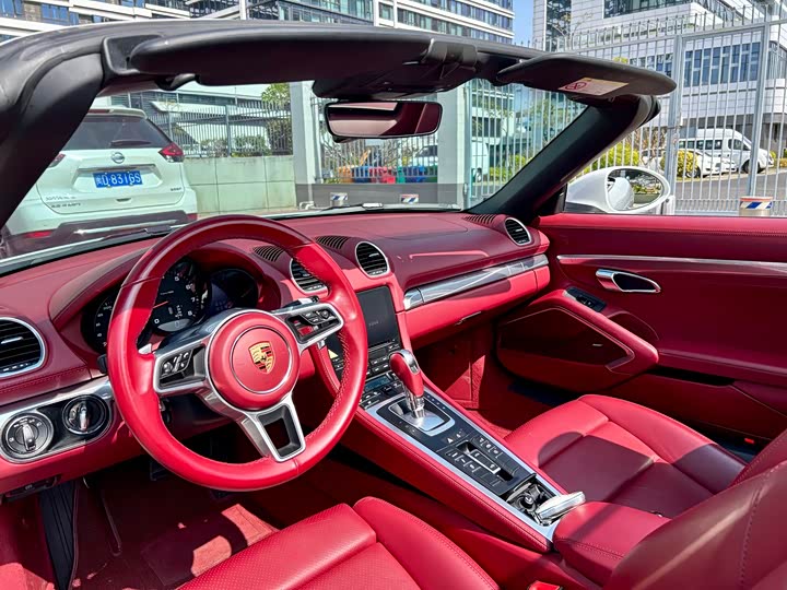 Фото 8 - Porsche 718