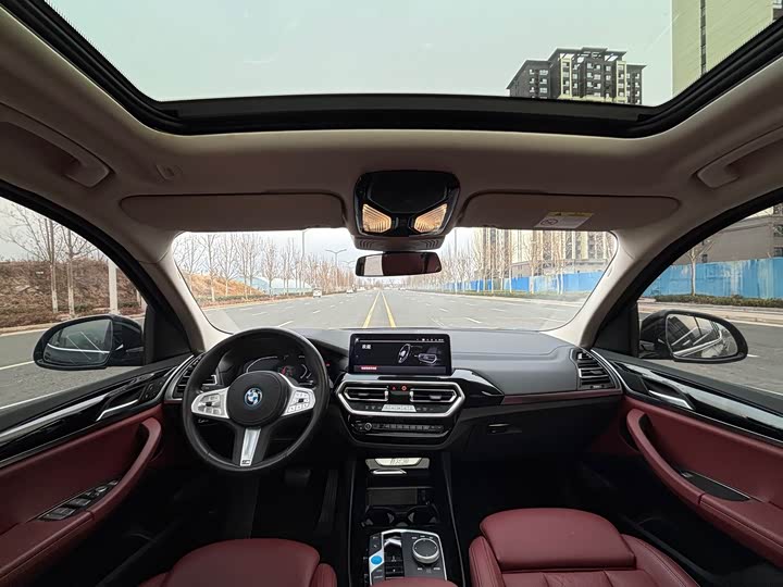 Фото 4 - BMW iX3