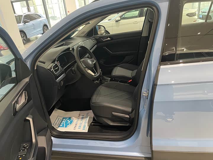 Фото 4 - Volkswagen Tharu