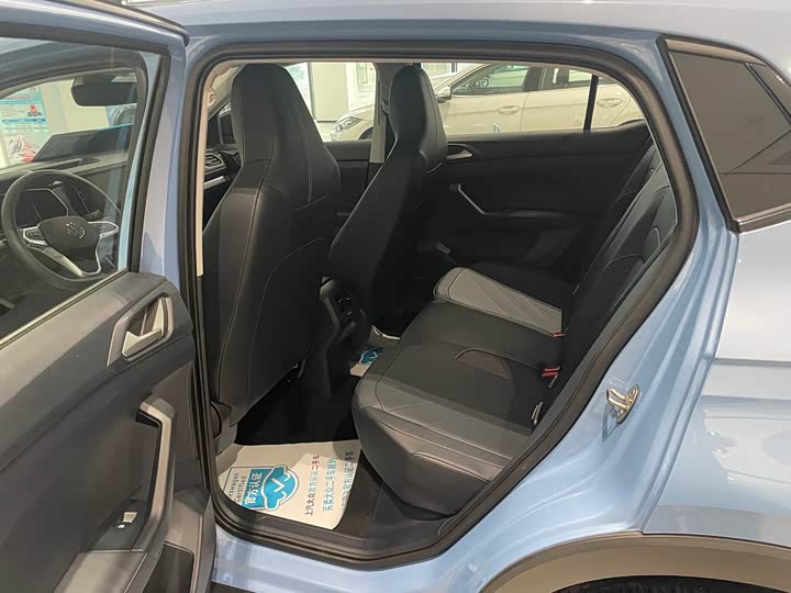 Фото 5 - Volkswagen Tharu