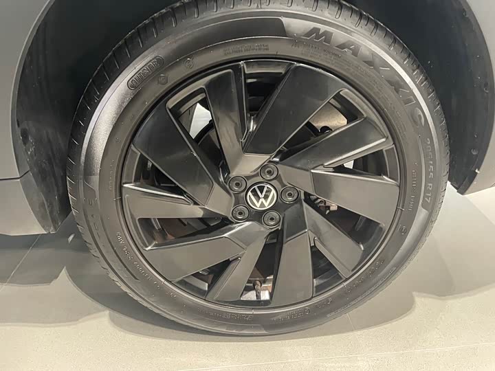 Фото 6 - Volkswagen Tharu